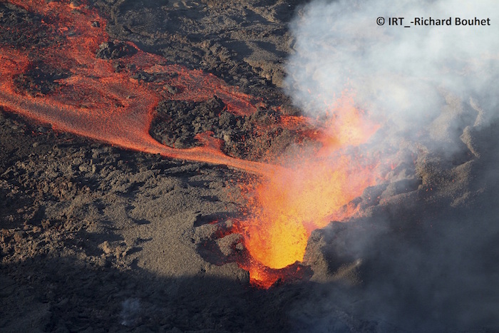 Eruzione vulcano Réunion, agosto 2015